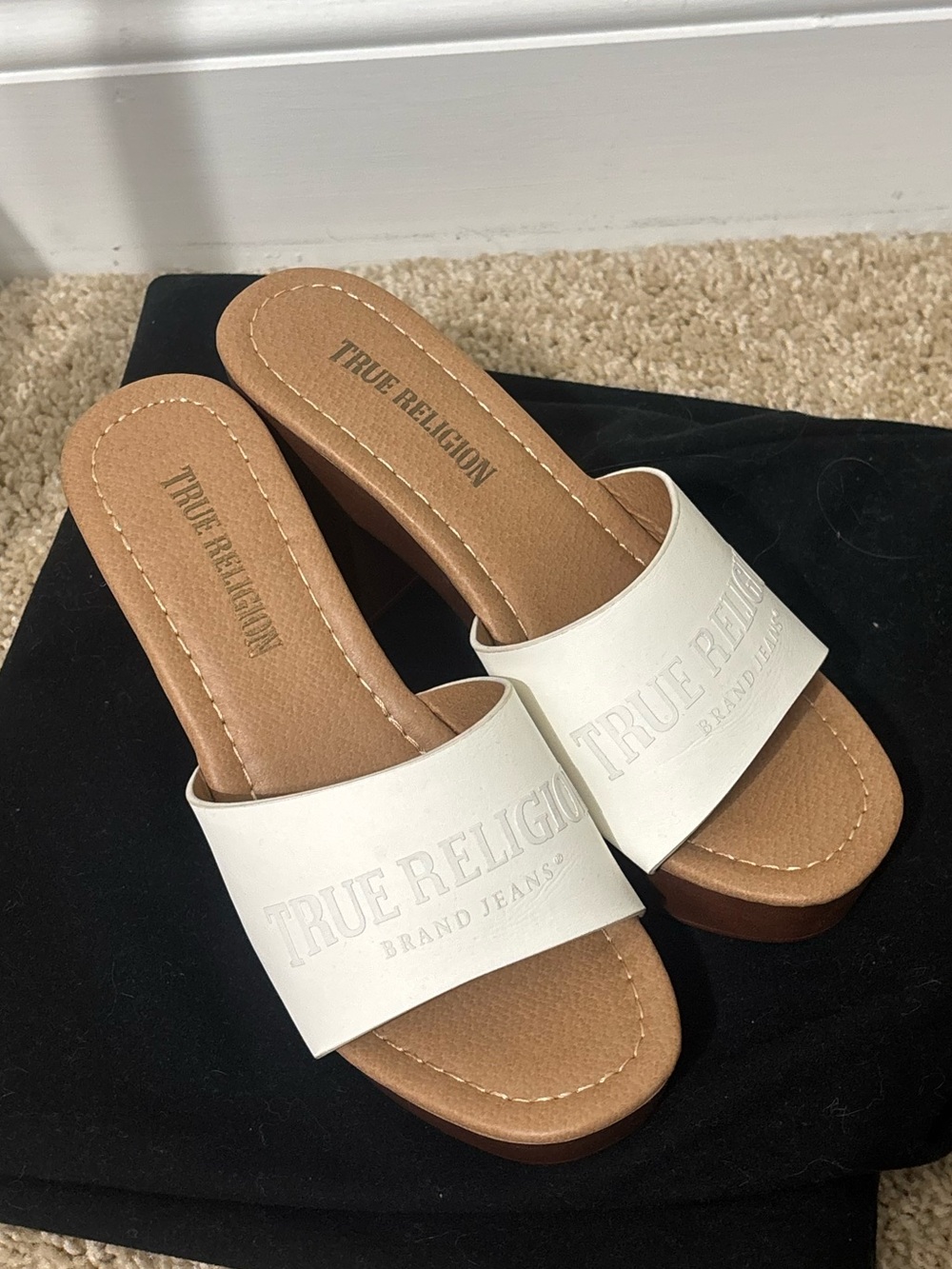 True Religion White and Tan Slide Sandals for Women